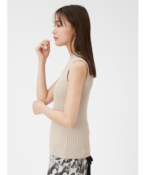 完売品♡ フレイ アイディー　シンプルリブノースリニット FRAY I.D（フレイアイディー）の「シンプルリブノースリニット