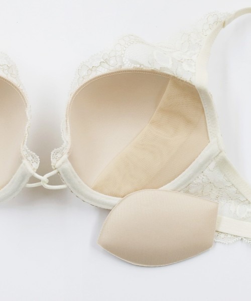 Timeless デコルテレースモールドカップブラジャー（ブラジャー）｜ANNEBRA（アンブラ）