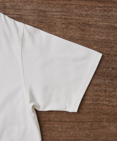 WILD LIFE TAILOR Adam et Rope'（ワイルドテーラーアダムエロペ　）の「【WILD LIFE TAILOR】ボックスシルエット ワンポイントロゴ Tシャツ（Tシャツ/カットソー・メンズ・ホワイト/ブラック/オリーブ/グリーン・L/M）」の6枚目の写真