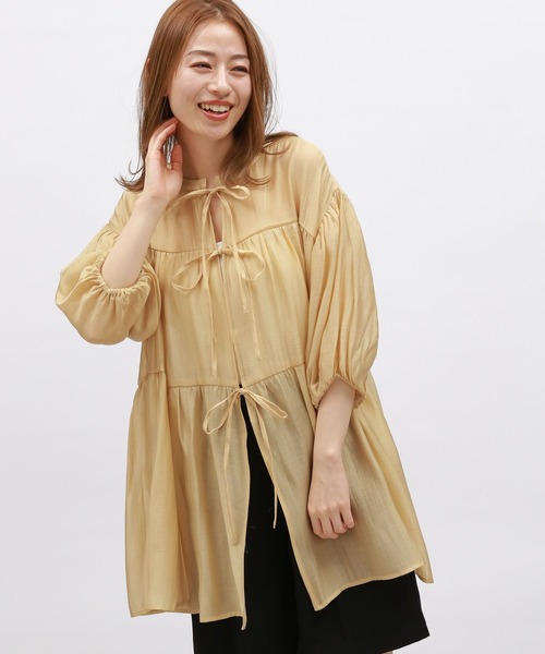 LAKOLE(ラコレ)の「2WAYティアードチュニック / 124159(シャツ/ブラウス・レディース・ブラック/オフホワイト/イエロー・SMALL/MEDIUM)」の1枚目の写真