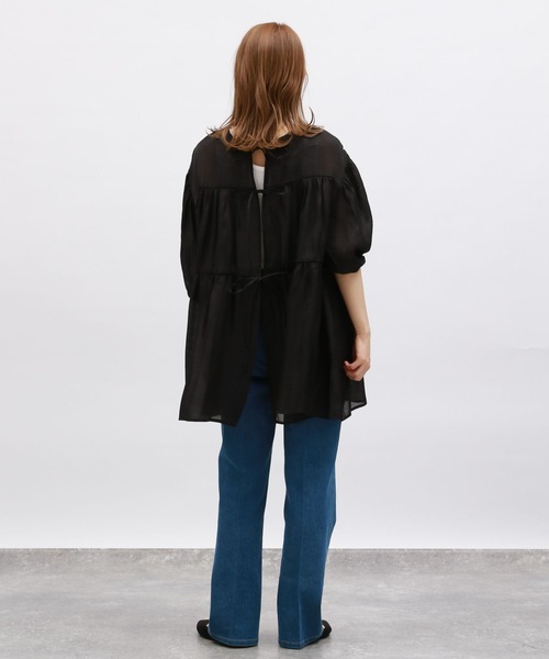 LAKOLE(ラコレ)の「2WAYティアードチュニック / 124159(シャツ/ブラウス・レディース・ブラック/オフホワイト/イエロー・SMALL/MEDIUM)」の6枚目の写真