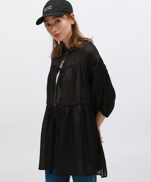 LAKOLE(ラコレ)の「2WAYティアードチュニック / 124159(シャツ/ブラウス・レディース・ブラック/オフホワイト/イエロー・SMALL/MEDIUM)」の4枚目の写真