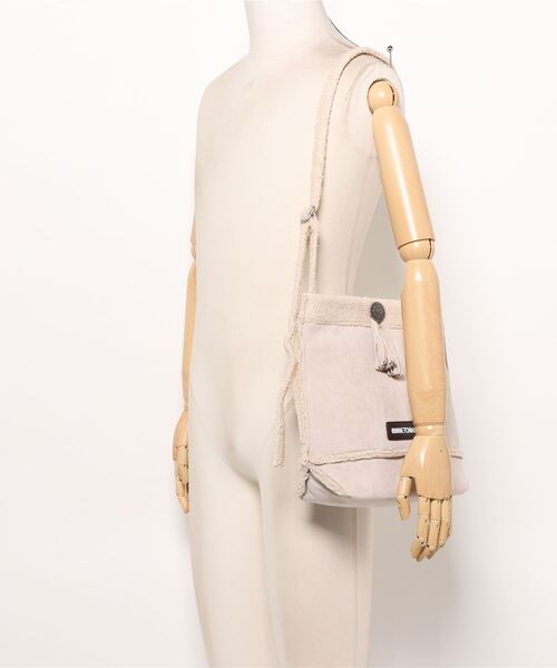JUGLANS(ユグランス)の「【MINNETONKA】BOA SHOULDER BAG/ボアショルダーバッグ(ショルダーバッグ・レディース・ブラウン/アイボリー/グレー・FREE)」の7枚目の写真