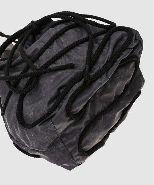 SASQUATCHfabrix.（サスクワァッチファブリックス）の「ROPE SUSPENSION BAG（ショルダーバッグ・メンズ・ネイビー/ブラウン・FREE）」の5枚目の写真