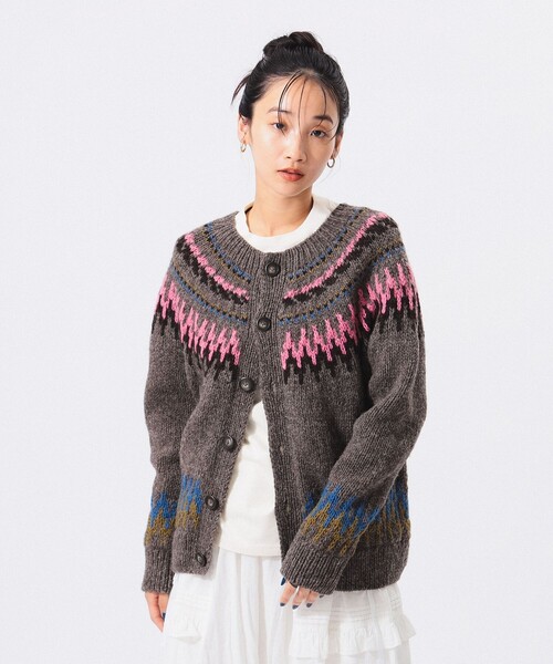 BEAMS BOY（ビームスボーイ）の「ハンド ノルディック カーディガン（カーディガン/ボレロ・レディース・ブラウン/オフホワイト・ONE SIZE）」の4枚目の写真