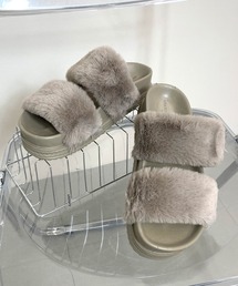 non-hedge（ノンヘッジ）の「フェイクファーフラットサンダル（サンダル）」