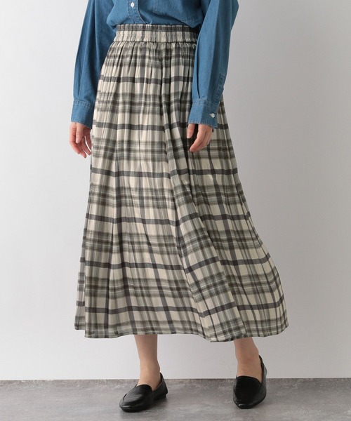 GLOBAL WORK Smile Seed Store（グローバルワーク スマイルシードストア）の「シャイニーフレアチェックスカート/138933（スカート・レディース・ベージュ/ブラウン/チャコール・MEDIUM/X-LARGE/SMALL/LARGE）」の22枚目の写真