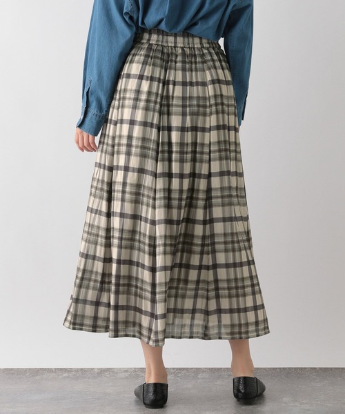 GLOBAL WORK Smile Seed Store（グローバルワーク スマイルシードストア）の「シャイニーフレアチェックスカート/138933（スカート・レディース・ベージュ/ブラウン/チャコール・MEDIUM/X-LARGE/SMALL/LARGE）」の20枚目の写真