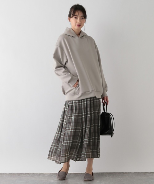 GLOBAL WORK Smile Seed Store（グローバルワーク スマイルシードストア）の「シャイニーフレアチェックスカート/138933（スカート・レディース・ベージュ/ブラウン/チャコール・MEDIUM/X-LARGE/SMALL/LARGE）」の19枚目の写真