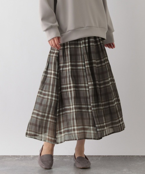 GLOBAL WORK Smile Seed Store（グローバルワーク スマイルシードストア）の「シャイニーフレアチェックスカート/138933（スカート・レディース・ベージュ/ブラウン/チャコール・MEDIUM/X-LARGE/SMALL/LARGE）」の16枚目の写真