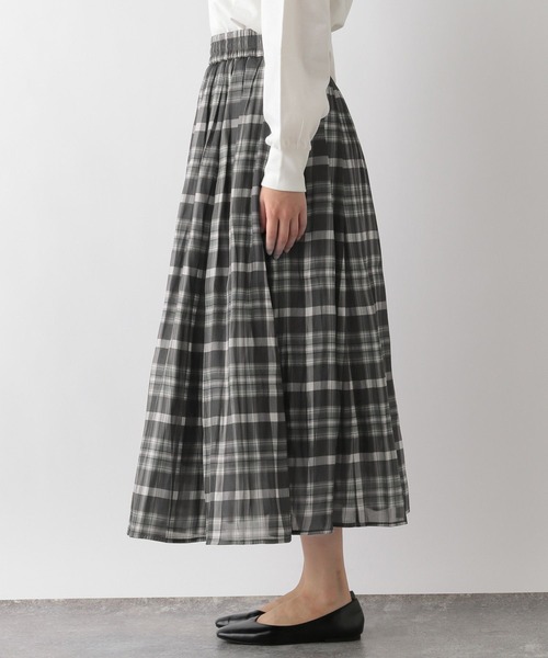 GLOBAL WORK Smile Seed Store（グローバルワーク スマイルシードストア）の「シャイニーフレアチェックスカート/138933（スカート・レディース・ベージュ/ブラウン/チャコール・MEDIUM/X-LARGE/SMALL/LARGE）」の12枚目の写真