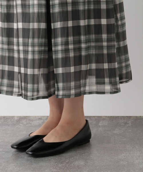 GLOBAL WORK Smile Seed Store（グローバルワーク スマイルシードストア）の「シャイニーフレアチェックスカート/138933（スカート・レディース・ベージュ/ブラウン/チャコール・MEDIUM/X-LARGE/SMALL/LARGE）」の7枚目の写真