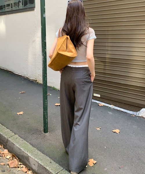 LYEON(リヨン)の「ウエストレイヤードデザインスラックス/ストライプタックパンツ/ダブルウエストパンツ(スラックス・レディース・ネイビー/グレー・MEDIUM/SMALL)」の6枚目の写真