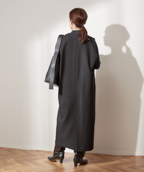 journal standard L'essage(ジャーナルスタンダードレサージュ)の「DRYツイルスリットワンピース(ワンピース・レディース・ブラック/ブラック系その他・FREE)」の4枚目の写真