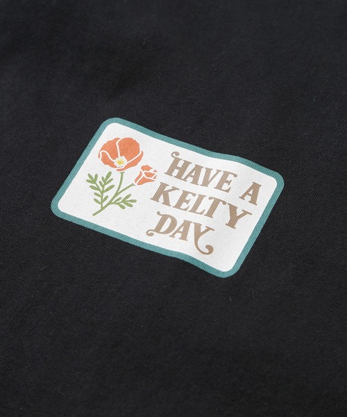 KELTY(ケルティ)の「【KELTY】Vintage Wappen Design L/S T-shirt KE24213103(Tシャツ/カットソー・レディース・ブラック/アイボリー/レッド系2・M/L)」の4枚目の写真