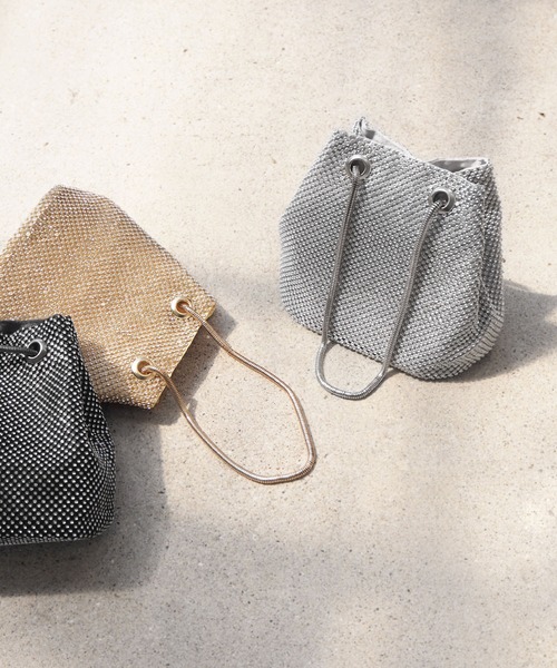minia（ミニア）の「ラインストーンミニ巾着バッグ ＜ ハンド・ショルダー 2WAY ＞（ショルダーバッグ・レディース・シルバー/ブラック/ゴールド・FREE）」の4枚目の写真