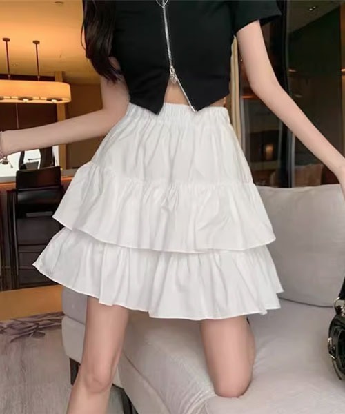 Mayree（メイリー）の「【Mayree】ティアード ミニ スカート インナーパンツ付き（スカート・レディース・ホワイト/ブラック・SMALL/MEDIUM/LARGE）」の2枚目の写真