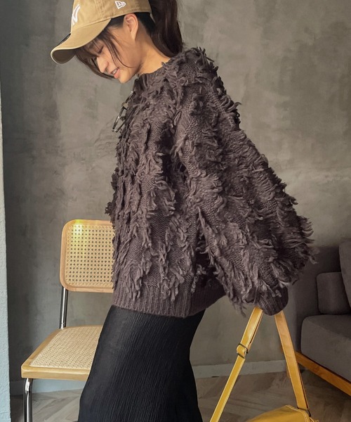 ENIM BY VICKY(エニムバイビッキー)の「フリンジニットトップス《手洗い可能》(ニット/セーター・レディース・チャコールグレー/オフホワイト・M)」の2枚目の写真