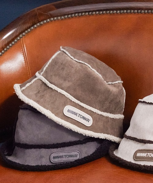 Minnetonka（ミネトンカ）の「【MINNETONKA】ミネトンカ SUEDE BOA REVERSIBLE BUCKET HAT スエード× ボアリバーシブルバケットハット（ハット・レディース・アイボリー/グレー/ブラウン・57-59cm）」の20枚目の写真