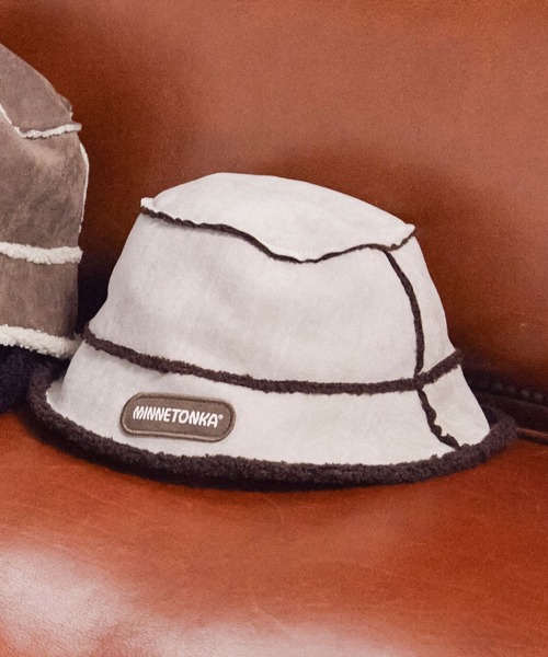 Minnetonka（ミネトンカ）の「【MINNETONKA】ミネトンカ SUEDE BOA REVERSIBLE BUCKET HAT スエード× ボアリバーシブルバケットハット（ハット・レディース・アイボリー/グレー/ブラウン・57-59cm）」の21枚目の写真