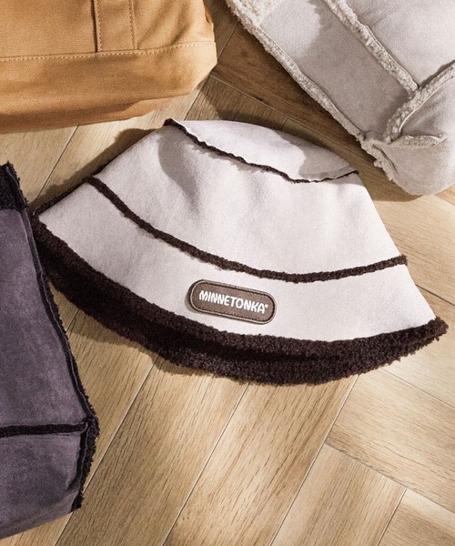 Minnetonka（ミネトンカ）の「【MINNETONKA】ミネトンカ SUEDE BOA REVERSIBLE BUCKET HAT スエード× ボアリバーシブルバケットハット（ハット・レディース・アイボリー/グレー/ブラウン・57-59cm）」の22枚目の写真