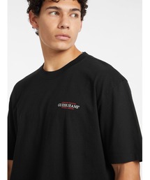 GUESS JEANS（ゲスジーンズ）の「GUESS JEANS Oversized American Tradition Tee 半袖Tシャツ（Tシャツ/カットソー）」