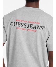 GUESS JEANS（ゲスジーンズ）の「GUESS JEANS Oversized American Tradition Tee 半袖Tシャツ（Tシャツ/カットソー）」