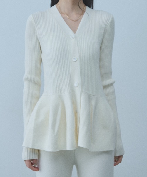 paravion（パラビオン）の「【SET ITEM】ペプラムカーデ×フレアニットパンツ（その他パンツ・レディース・ブラック/ホワイト・FREE）」の7枚目の写真