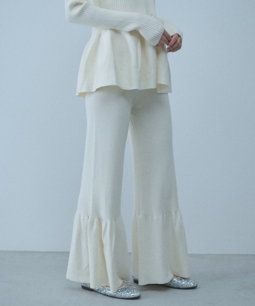 paravion（パラビオン）の「【SET ITEM】ペプラムカーデ×フレアニットパンツ（その他パンツ・レディース・ブラック/ホワイト・FREE）」の11枚目の写真