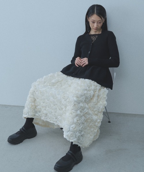 paravion（パラビオン）の「【SET ITEM】ペプラムカーデ×フレアニットパンツ（その他パンツ・レディース・ブラック/ホワイト・FREE）」の21枚目の写真