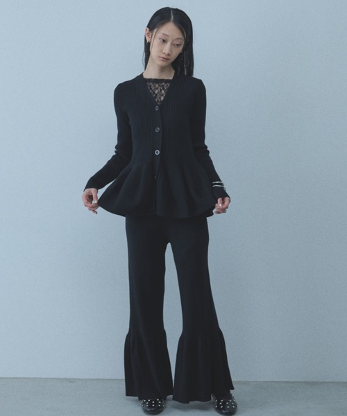 paravion（パラビオン）の「【SET ITEM】ペプラムカーデ×フレアニットパンツ（その他パンツ・レディース・ブラック/ホワイト・FREE）」の22枚目の写真