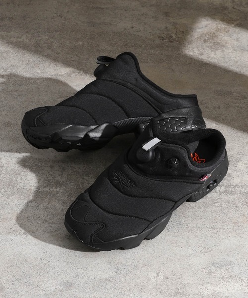 Reebok(リーボック)の「Reebok INSTAPUMP FURY MULE 100202693(スニーカー・メンズ・ブラック・27cm/26cm/28cm)」の1枚目の写真