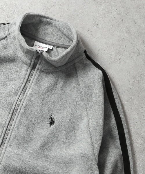 U.S. POLO ASSN.(ユーエスポロアッスン)の「【U.S. POLO ASSN.】 ワンポイント ロゴ刺繍 フリース 長袖 トラック ジャケット(ブルゾン・メンズ・ブラック/杢グレー/ベージュ/ネイビー・MEDIUM/LARGE/X-LARGE)」の22枚目の写真