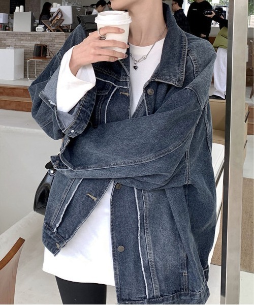 BLANC FICELLE（ブランフィセル）の「カットオフ　オーバーサイズ　デニム　ジャケット（デニムジャケット・レディース・インディゴブルー・M/L/XL）」の5枚目の写真