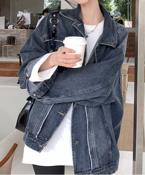 BLANC FICELLE（ブランフィセル）の「カットオフ　オーバーサイズ　デニム　ジャケット（デニムジャケット・レディース・インディゴブルー・M/L/XL）」の10枚目の写真
