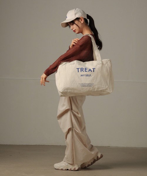 ALTROSE(アルトローズ)の「洗える ウォッシャブル ボストン ボストンバッグ 畳める(ボストンバッグ・レディース・ブラック/ベージュ/アイボリー・FREE)」の16枚目の写真