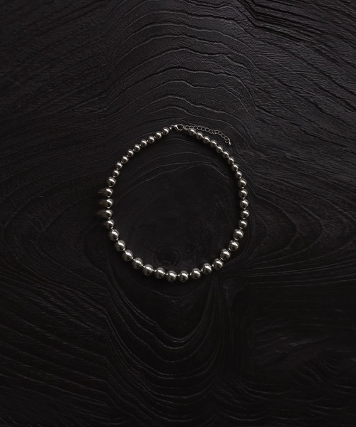 hellam（へラム）の「メタルボールチェーンチョーカー（ネックレス・レディース・シルバー・FREE）」の2枚目の写真