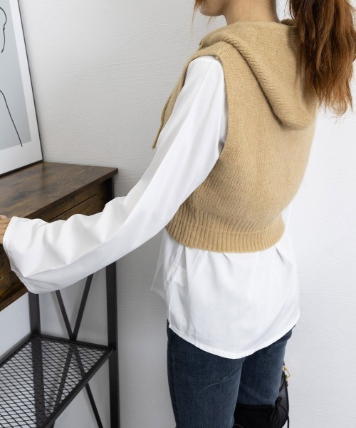 Miniministore(ミニミニストア)の「フード付きジップニットベスト ショート丈(ベスト・レディース・オフホワイト/ブラック/ベージュ/グレー/オリーブ・FREE)」の16枚目の写真