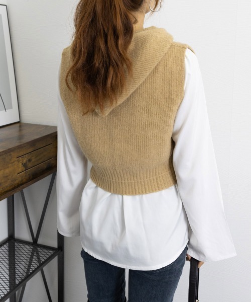 Miniministore(ミニミニストア)の「フード付きジップニットベスト ショート丈(ベスト・レディース・オフホワイト/ブラック/ベージュ/グレー/オリーブ・FREE)」の17枚目の写真