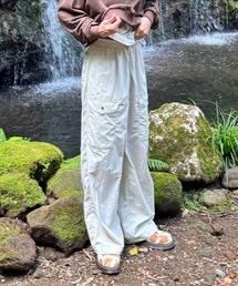 skoool（スクール）の「ナイロンイージースラックス／無地デザイン × リラックスシルエット（スラックス）」