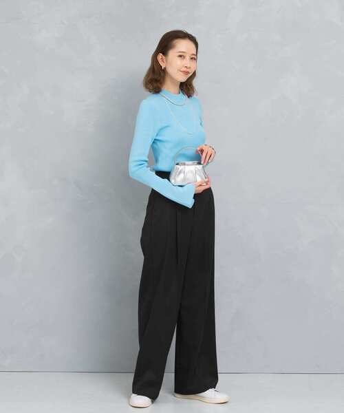 URBAN RESEARCH ROSSO WOMEN（アーバンリサーチ　ロッソ）の「シルク混ハイネックリブニット（ニット/セーター・レディース・ライトグレー/ブルー系その他/ブラック・FREE）」の19枚目の写真