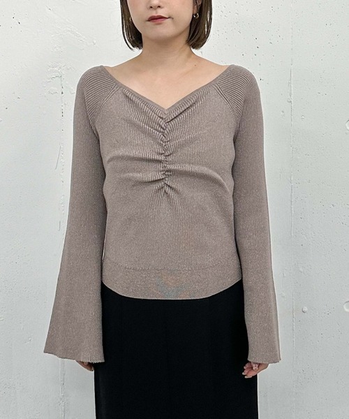 archives（アルシーヴ）の「ラメギャザーフレアスリーブニット（ニット/セーター・レディース・グレー/アイボリー/ブラック/ピンクベージュ・MEDIUM）」の18枚目の写真