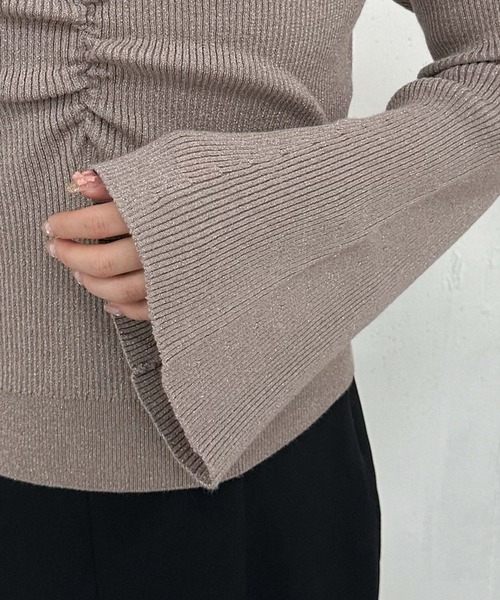 archives（アルシーヴ）の「ラメギャザーフレアスリーブニット（ニット/セーター・レディース・グレー/アイボリー/ブラック/ピンクベージュ・MEDIUM）」の6枚目の写真