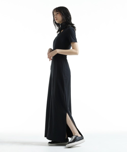 Y-3（ワイスリー）の「W FIT CLS DRESS（ワンピース・レディース・ブラック・LARGE/MEDIUM/SMALL/X-SMALL/XX-SMALL）」の2枚目の写真