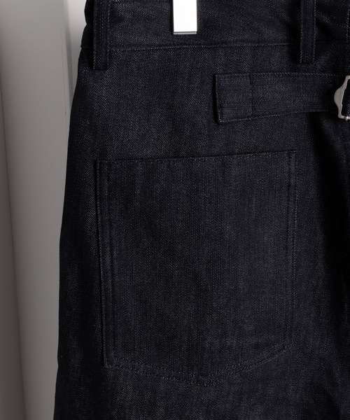 NewAnce(ニュアンス)の「【NewAnce】New Cinch Buckles Denim Pants / シンチバックデニムパンツ(デニムパンツ・メンズ・インディゴブルー・S/M/L)」の15枚目の写真