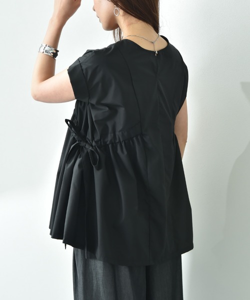 INTERPLANET（インタープラネット）の「ＴＣブロードサイドリボンドロストブラウス（シャツ/ブラウス・レディース・オフホワイト/ベージュ/ブラック/ホワイト×ブラック・FREE）」の7枚目の写真