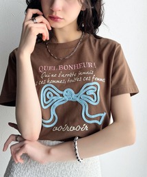 【mily bilet】華やか大人ガーリー。リボンコード刺繍プレートデザインTシャツ