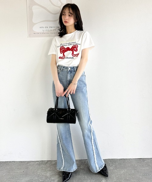mily bilet(ミウィビレット)の「【mily bilet】華やか大人ガーリー。リボンコード刺繍プレートデザインTシャツ(Tシャツ/カットソー・レディース・ブラック/オートミール/ホワイト/ブラウン・X-LARGE/SMALL/MEDIUM/LARGE)」の6枚目の写真