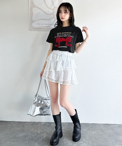 mily bilet(ミウィビレット)の「【mily bilet】華やか大人ガーリー。リボンコード刺繍プレートデザインTシャツ(Tシャツ/カットソー・レディース・ブラック/オートミール/ホワイト/ブラウン・X-LARGE/SMALL/MEDIUM/LARGE)」の18枚目の写真