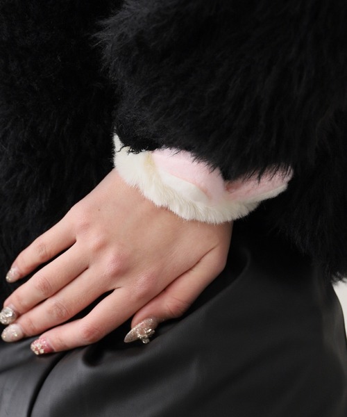 ROOPTOKYO（ループトウキョウ）の「Fluffy Faux Fur Cat Ear-Style Chou-Chou / ふわふわ フェイクファー 猫耳風 シュシュ（ヘアゴム・レディース・ホワイト/ブラウン/ピンク/ベージュ・FREE）」の6枚目の写真